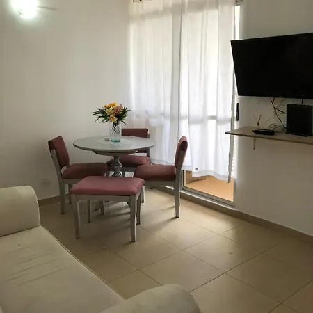 Entero De 1 Apartamento *